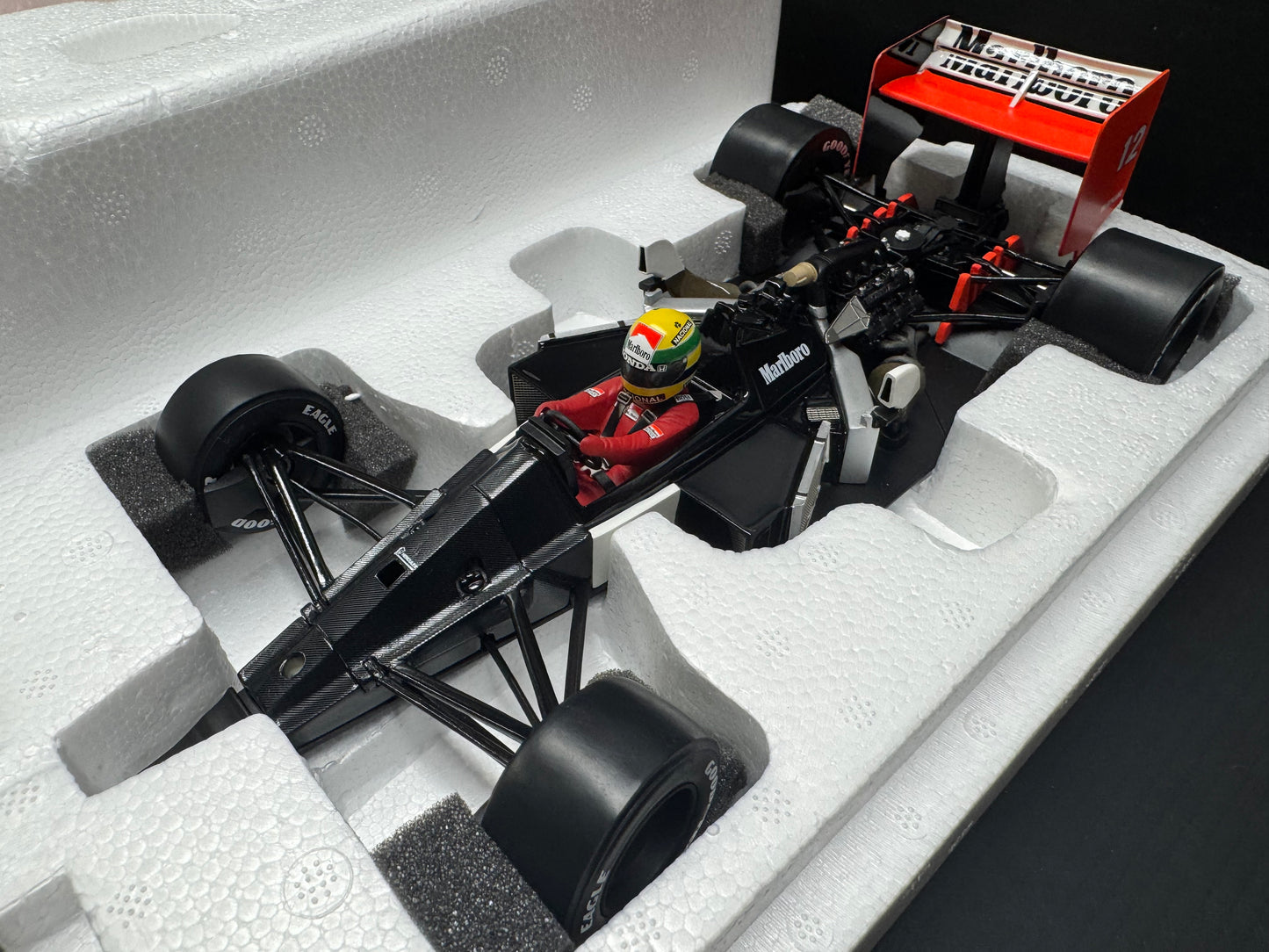 MCLAREN HONDA MP4/4 #12 1988 JAPAN GP SENNA 1988 MODEL BY PREMIUM X 1/18 SCALE