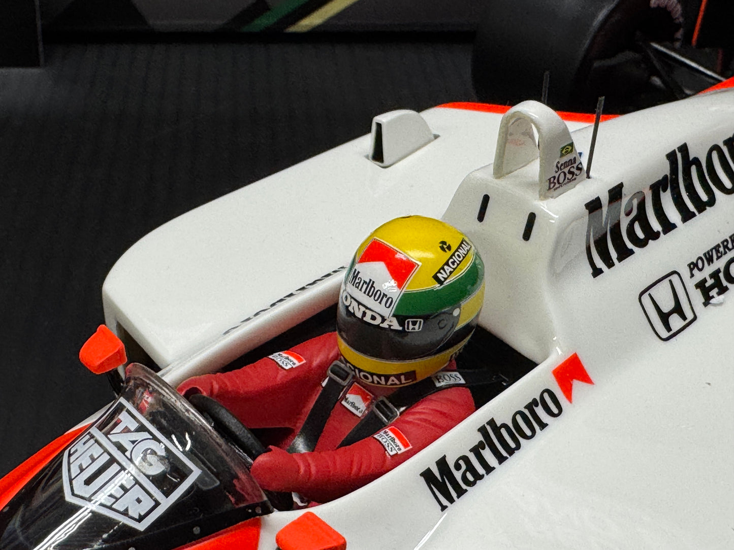 MCLAREN HONDA MP4/4 #12 1988 JAPAN GP SENNA 1988 MODEL BY PREMIUM X 1/18 SCALE