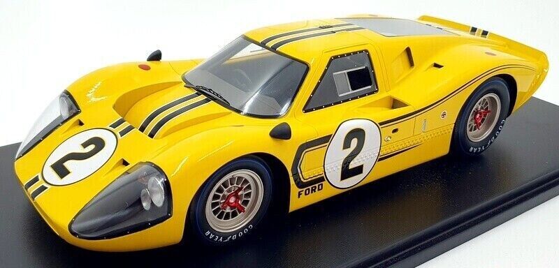FORD GT 40 MKIV LE MANS 1967 SPARK 1/18 WITH DISPLAY CASE