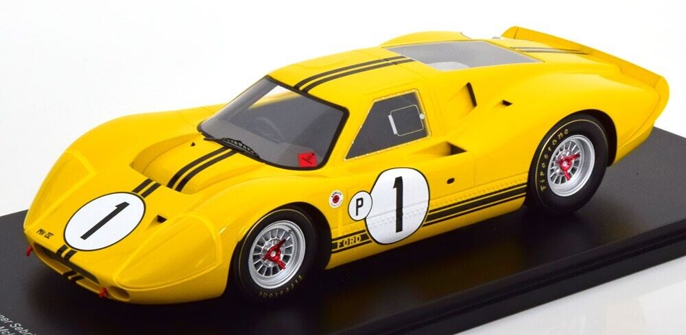 FORD GT 40 MKIV LE MANS 1967 MARIO ANDRETTI SPARK 1/18 WITH DISPLAY CASE