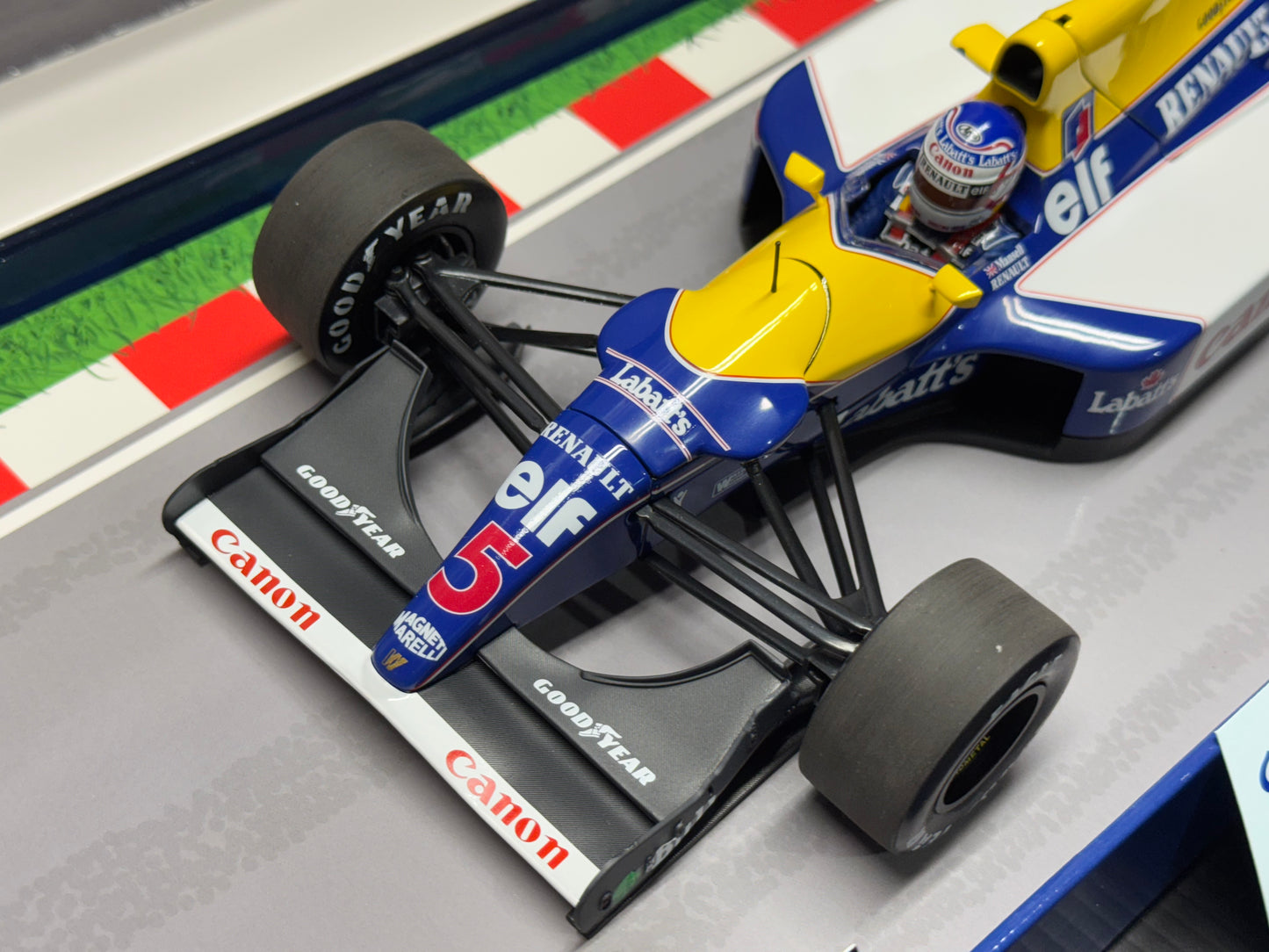 Williams Renault F1 FW14B #5 Nigel Mansell 1992 1/18 MINICHAMPS Ltd. Ed. Box Set