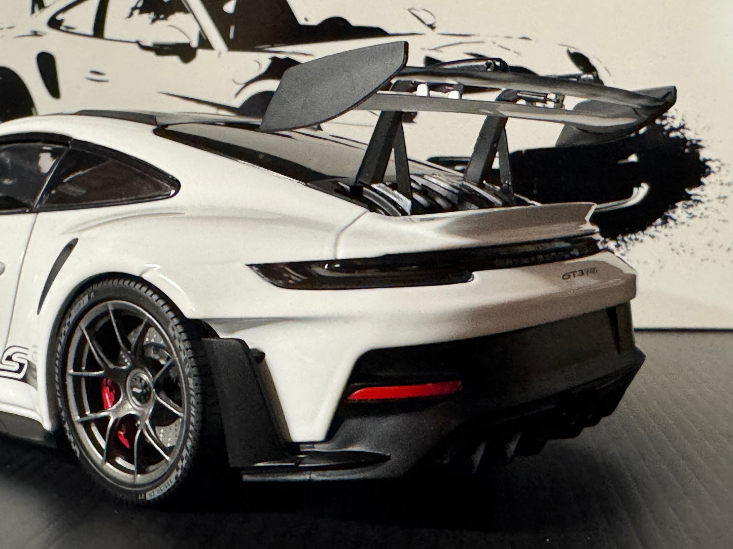 2022 Porsche 911 992 GT3 RS Weissach - White w/ Black Wheels 1/18 Minichamps