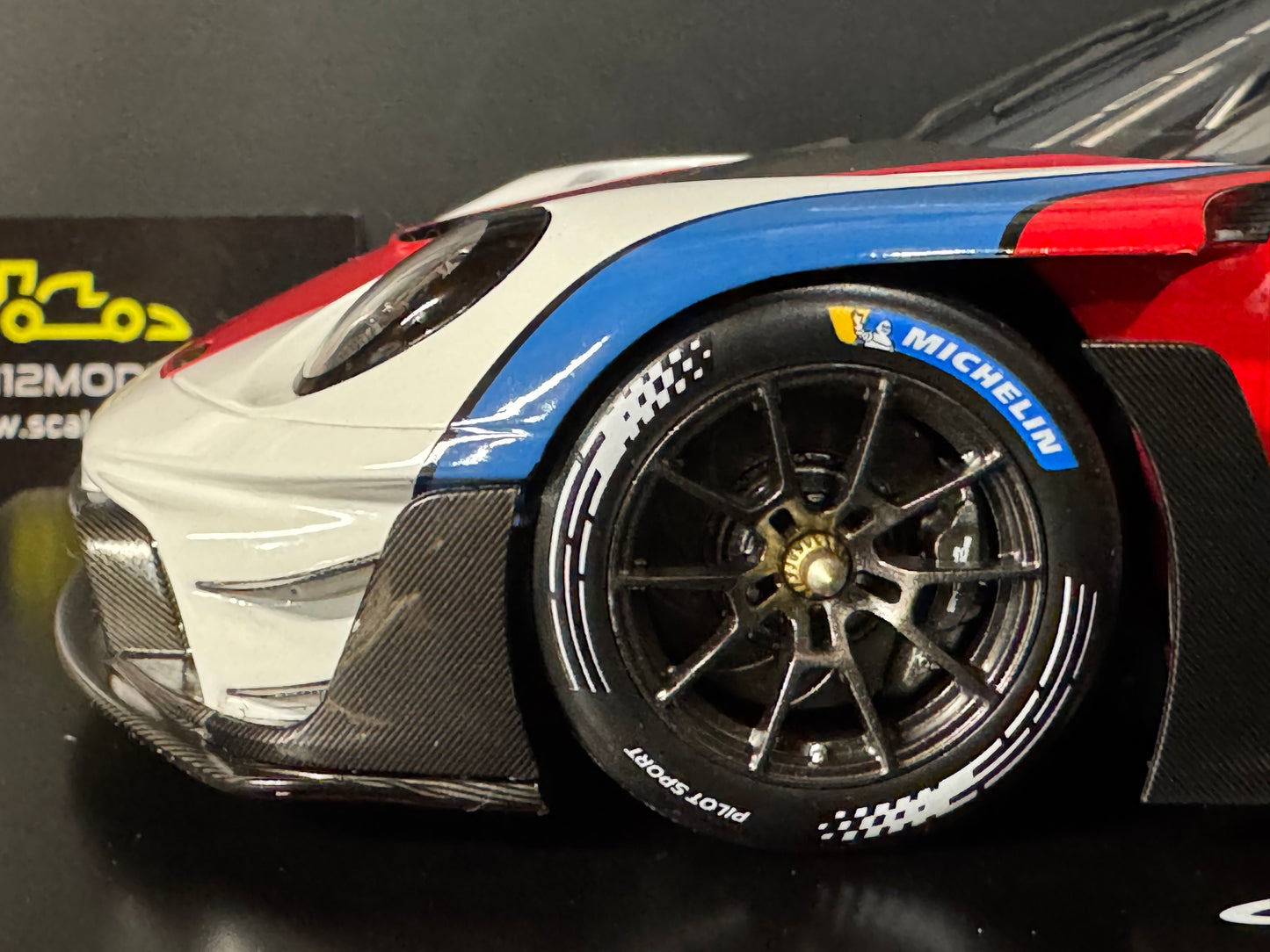 Porsche 911 GT3 R Rennsport  w/ Display Case - Dealer Edition - 1/18 Scale Spark