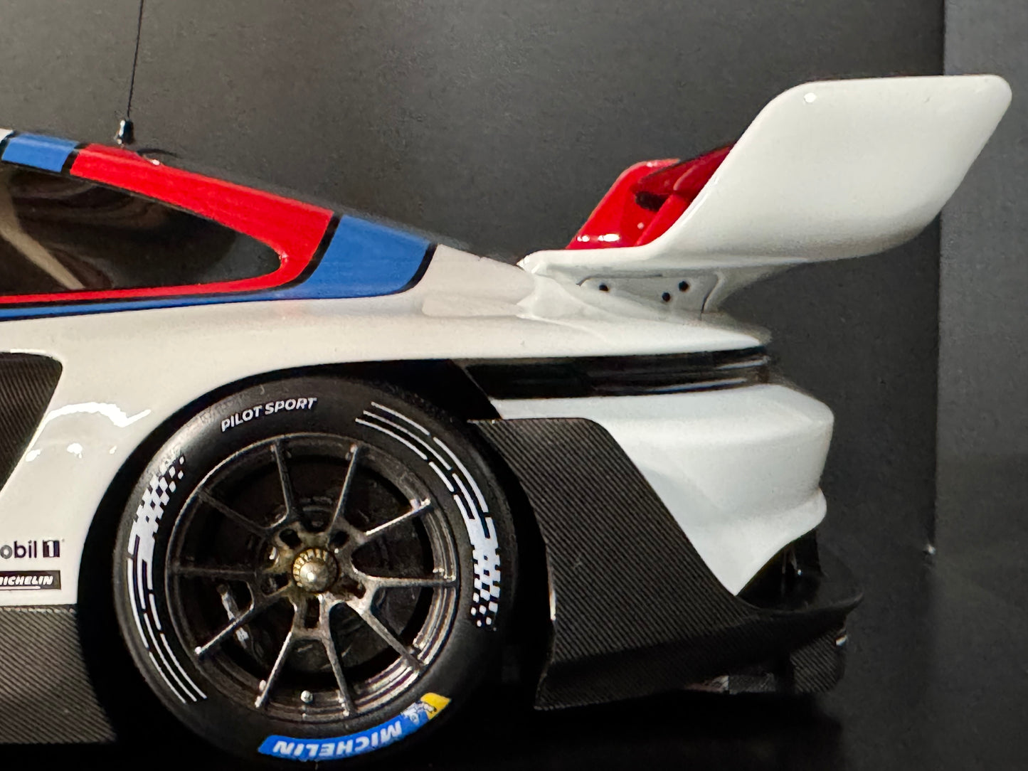 Porsche 911 GT3 R Rennsport  w/ Display Case - Dealer Edition - 1/18 Scale Spark