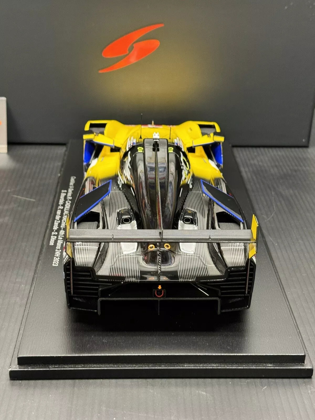 Spark Cadillac V-LMDh GTP Cadillac Racing 2023 Le Mans 24Hr. 1/18 Spark