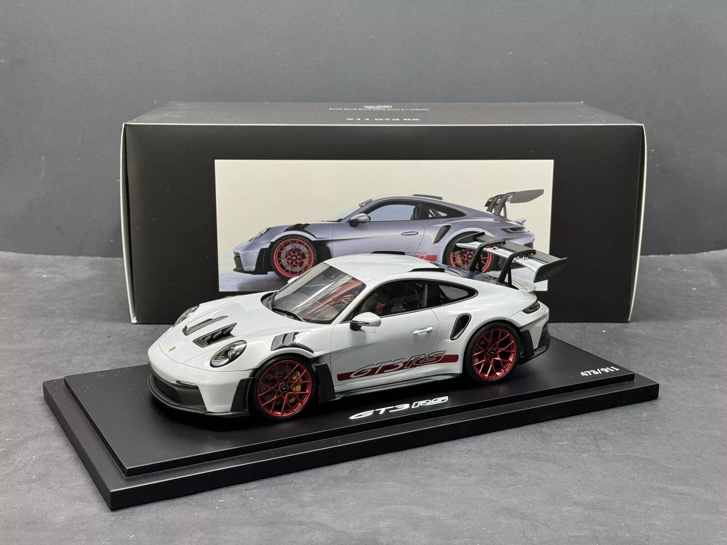 Porsche 911 992 GT3 RS Ice Gray w/ Display Case - Dealer Edition - 1/18 Spark