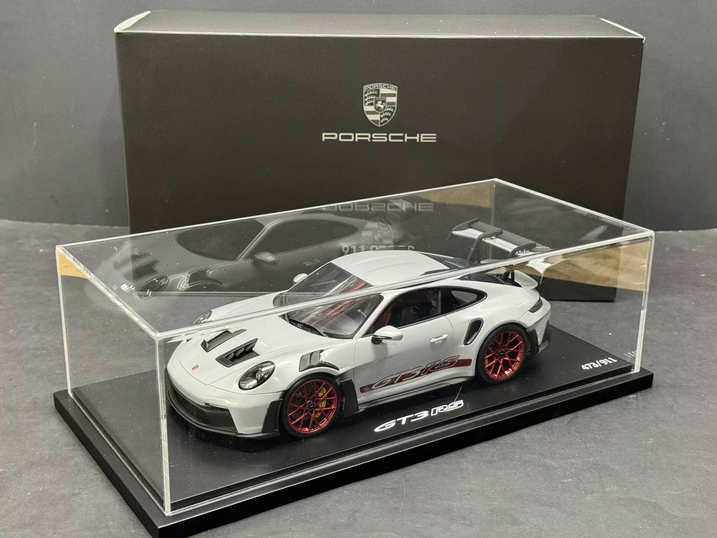 Porsche 911 992 GT3 RS Ice Gray w/ Display Case - Dealer Edition - 1/18 Spark