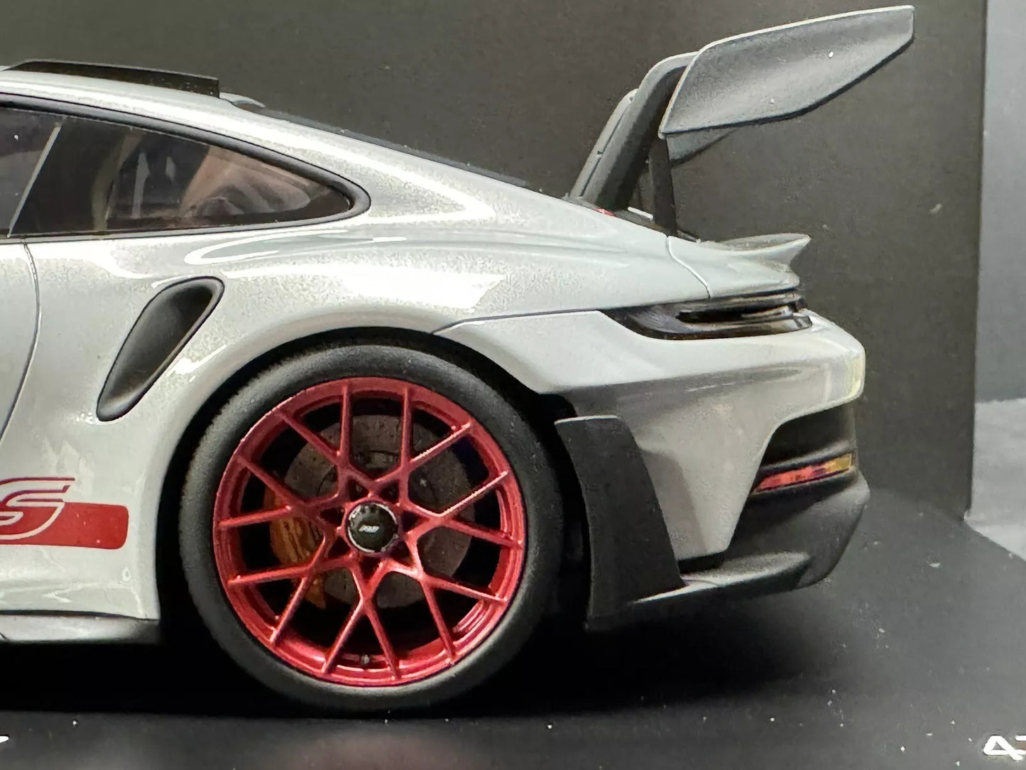 Porsche 911 992 GT3 RS Ice Gray w/ Display Case - Dealer Edition - 1/18 Spark