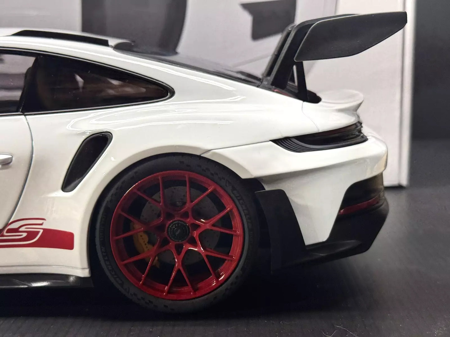 1/12 Scale Porsche 911/992 GT3 RS 2022 - White w/ Red Diecast Model Car by Norev