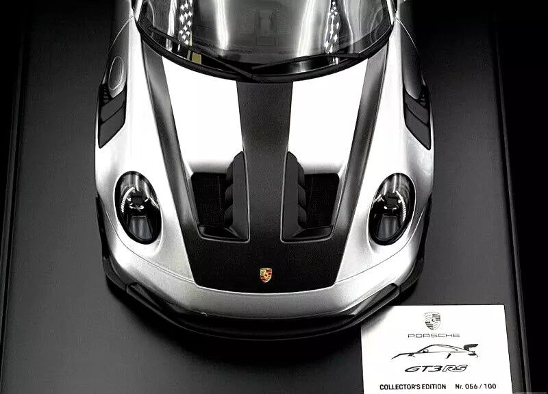 Porsche 911 992 GT3 RS Weissach Package Silver Metallic w/ Display Case - Dealer - 1/12 Spark