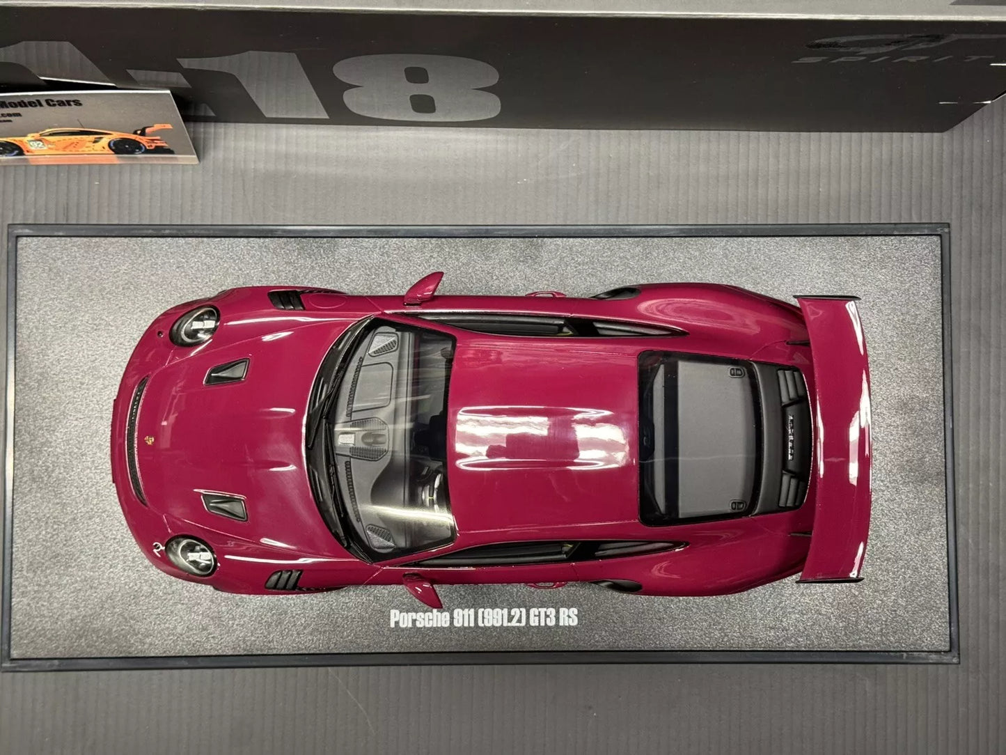 Porsche 911 991.2 GT3 RS Ruby Star Red 2019 1/18 Scale Model Car by GT Spirit GT911