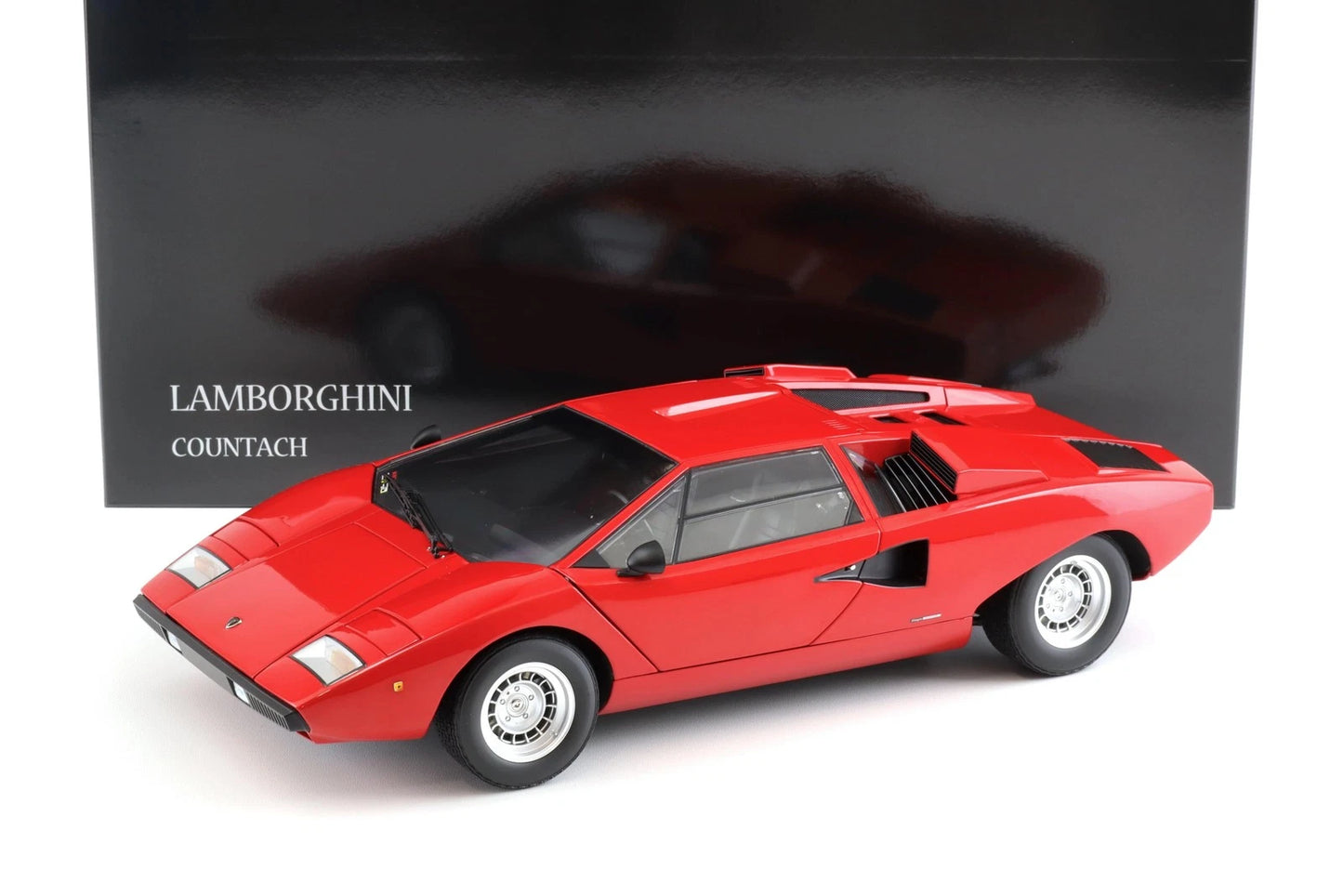 Lamborghini Countach LP400 Coupe 1974 Red 1/12 Scale Diecast Model by Kyosho KS08611R