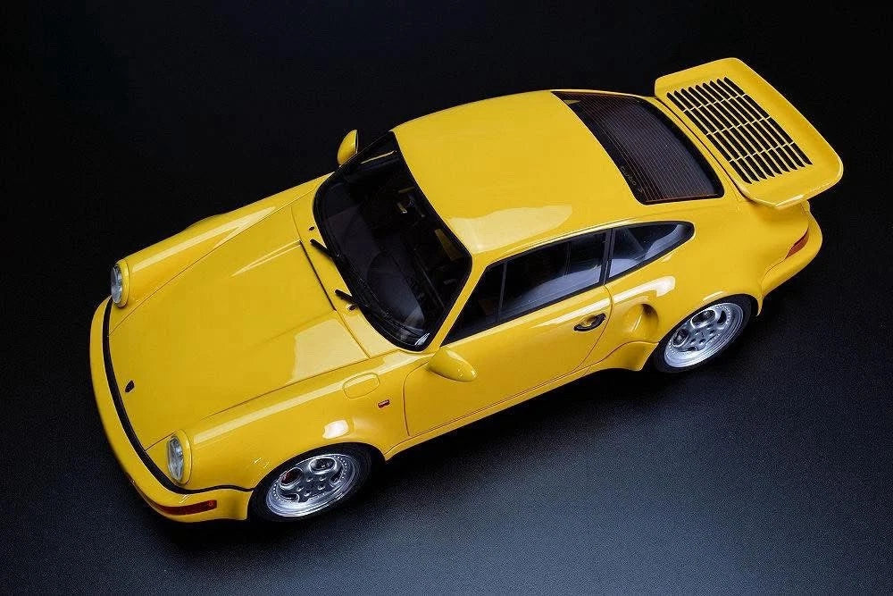 1992 PORSCHE 911 (964) TURBO S YELLOW 1/12 MODEL CAR BY GT SPIRIT