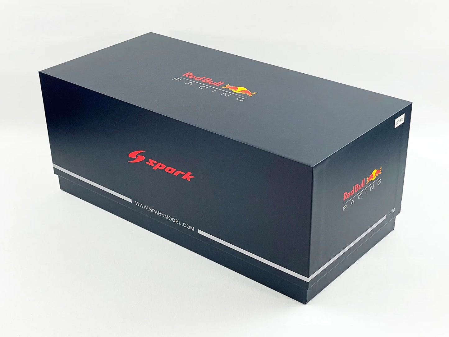 1/18 Scale Spark Red Bull F1 RB16B 33 Max Verstappen Monaco GP Winner