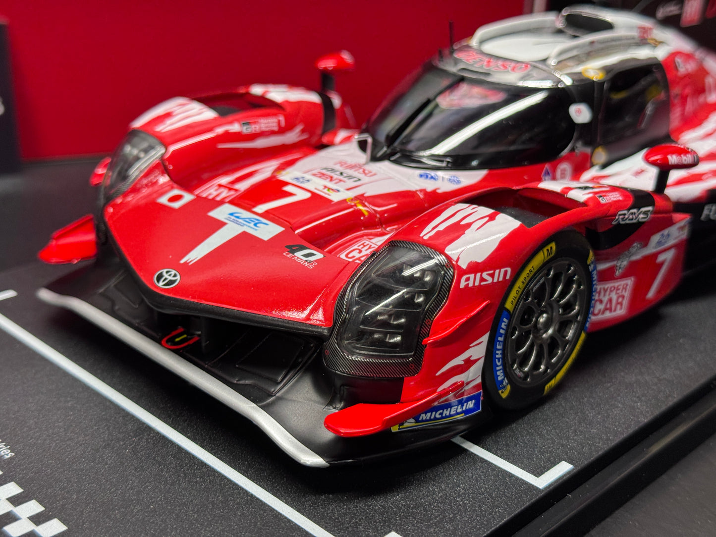 1/18 SCALE TOYOTA GR010 HYBRID #7 - 24H LE MANS 2025 5th - MODEL BY IXO
