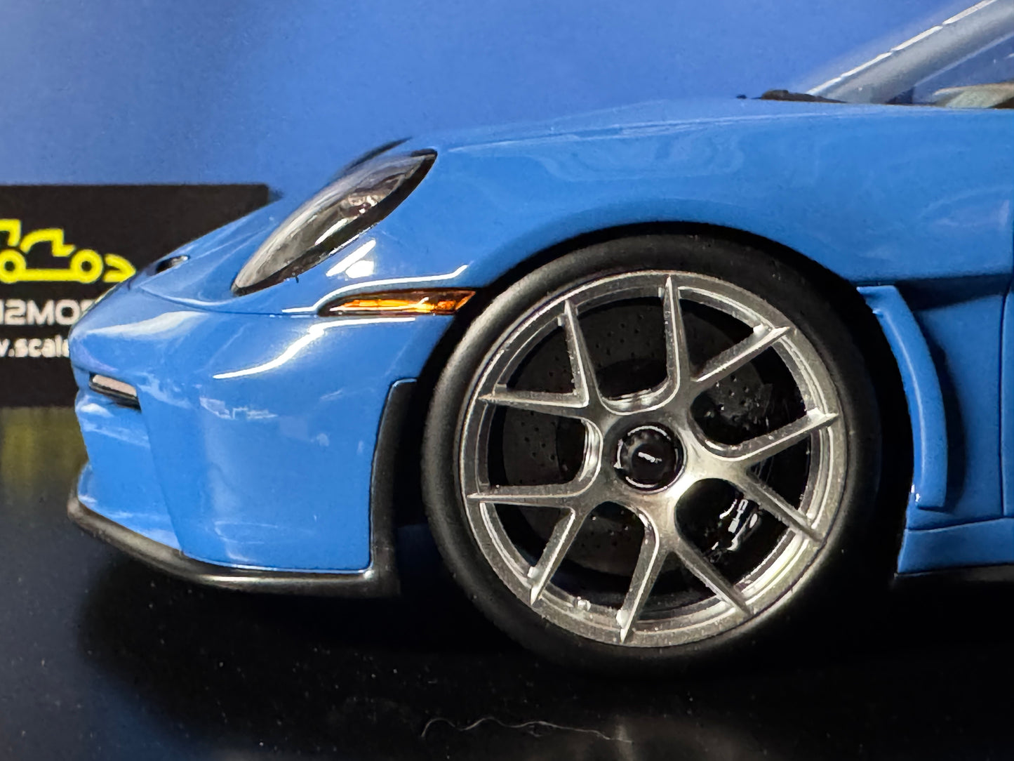 1:18 Spark Porsche 911 992 S/T Sonderwunsch Dani Blue Resin Dealer Ed. Model Car