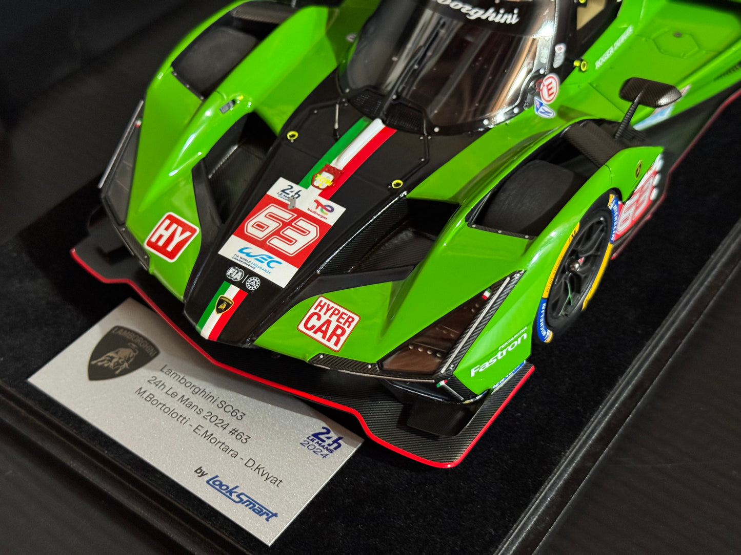 LAMBORGHINI SC63 3.8L V8 TURBO 24h LE MANS 2024 #63 1/18 Scale Model Looksmart