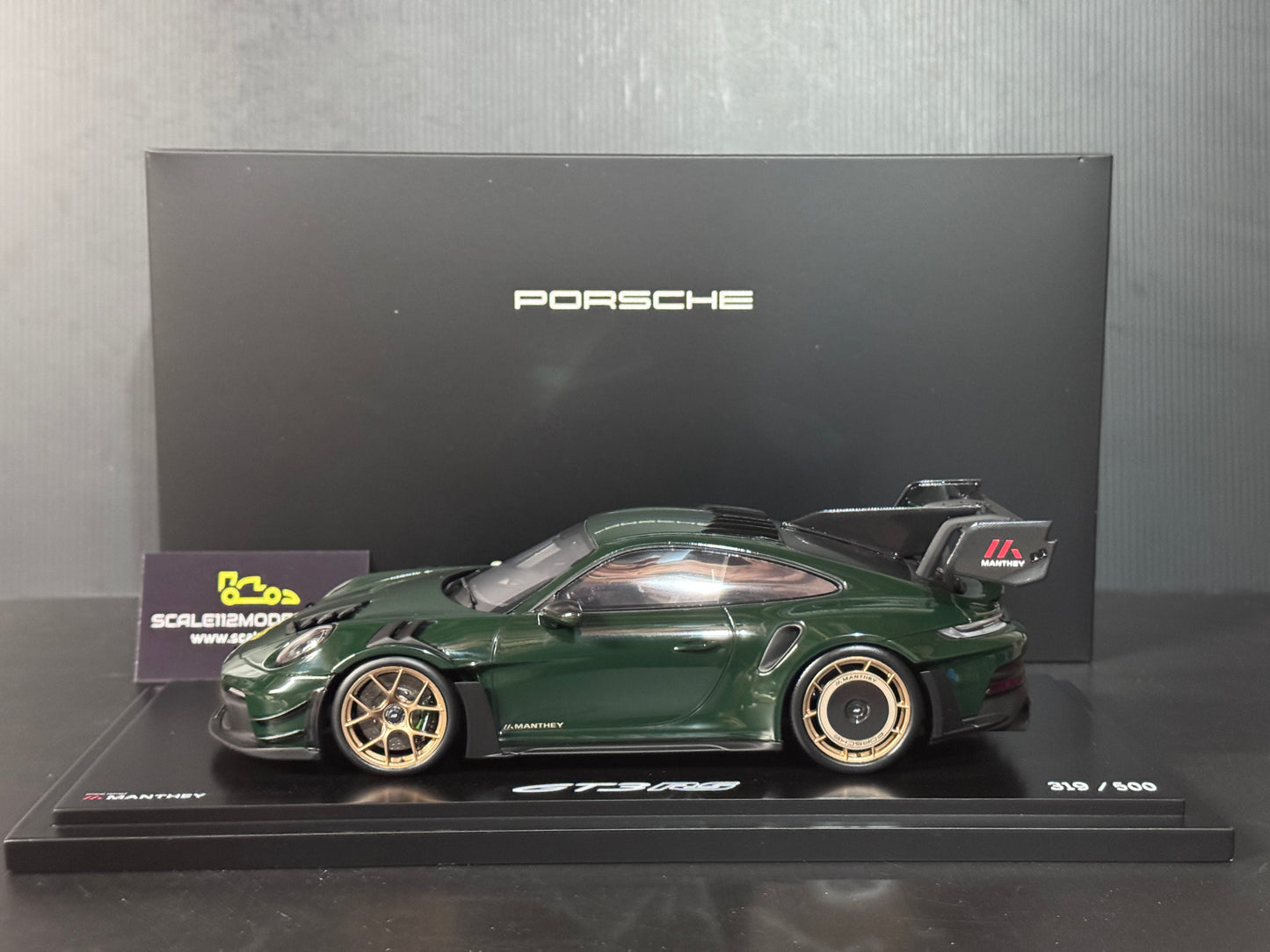 Porsche 911 GT3 RS Manthey in Brewster Green w/ Display Case 1/18 Spark Dealer Edition
