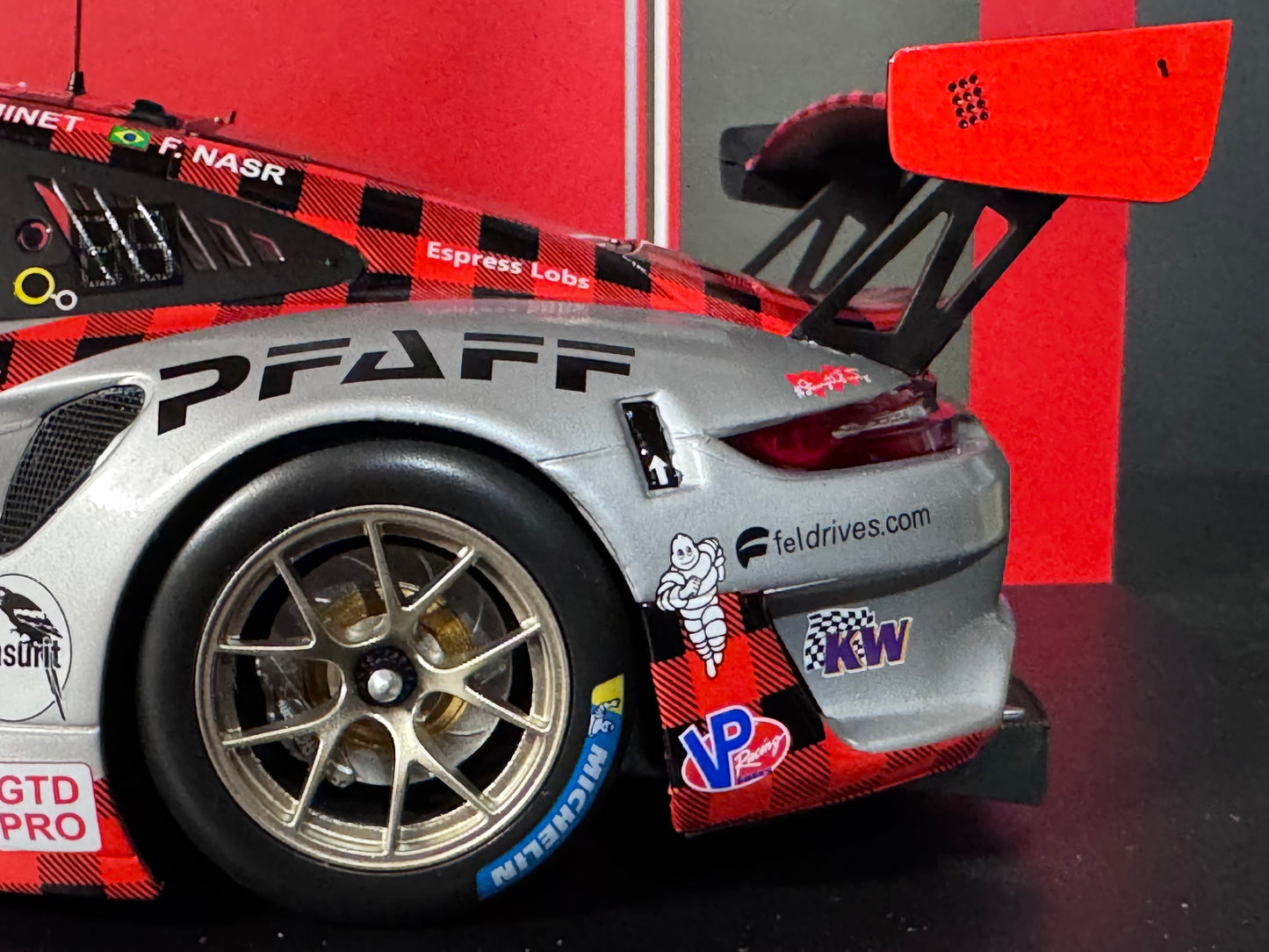 IXO Porsche GT3 R #9 Winner GTD 24h Daytona 2022 Pfaff Motorsports 1/18 Scale