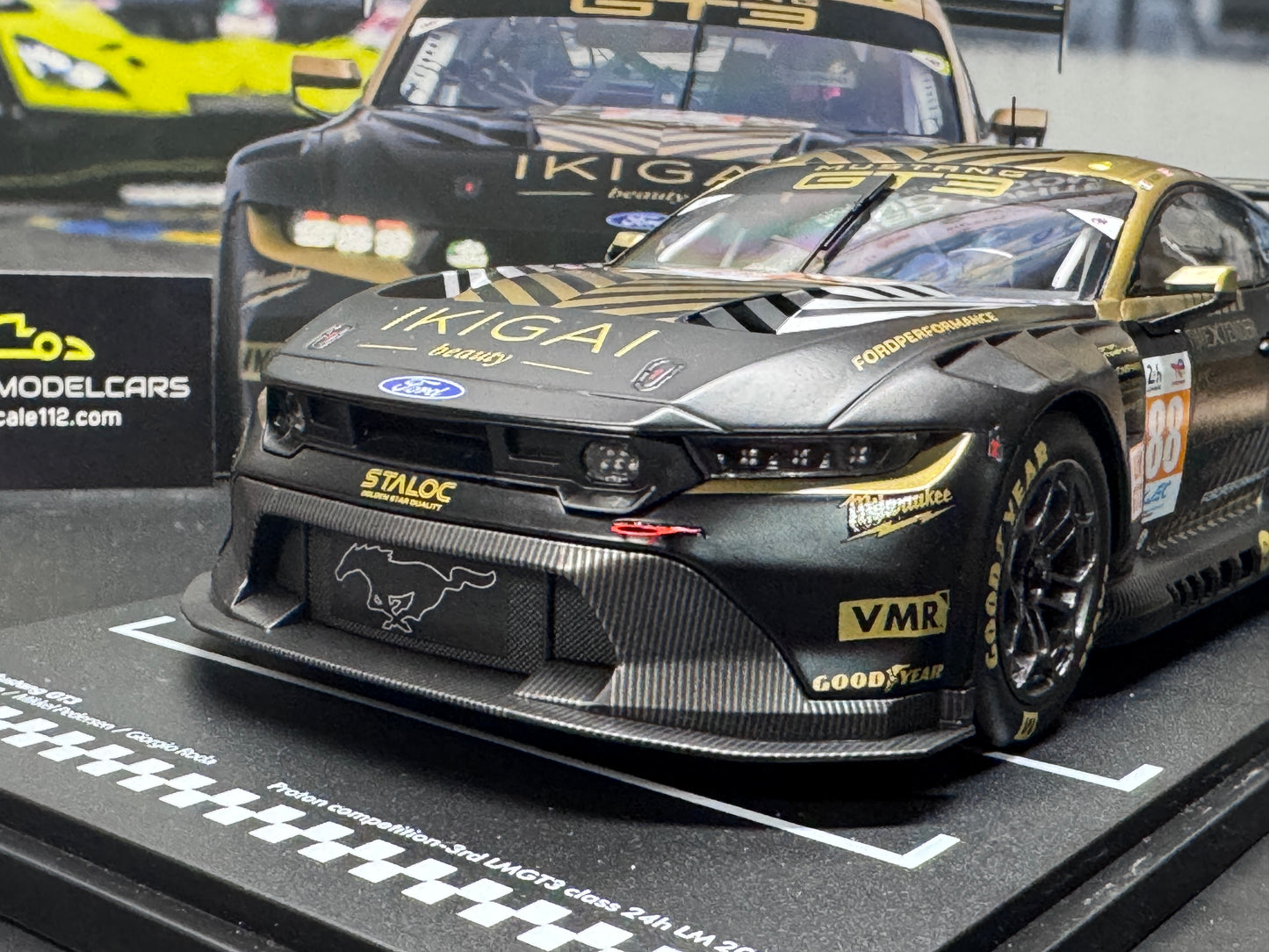 1/18 SCALE FORD MUSTANG GT3 PROTON RACING - 24H LE MANS 2024 - MODEL CAR BY IXO