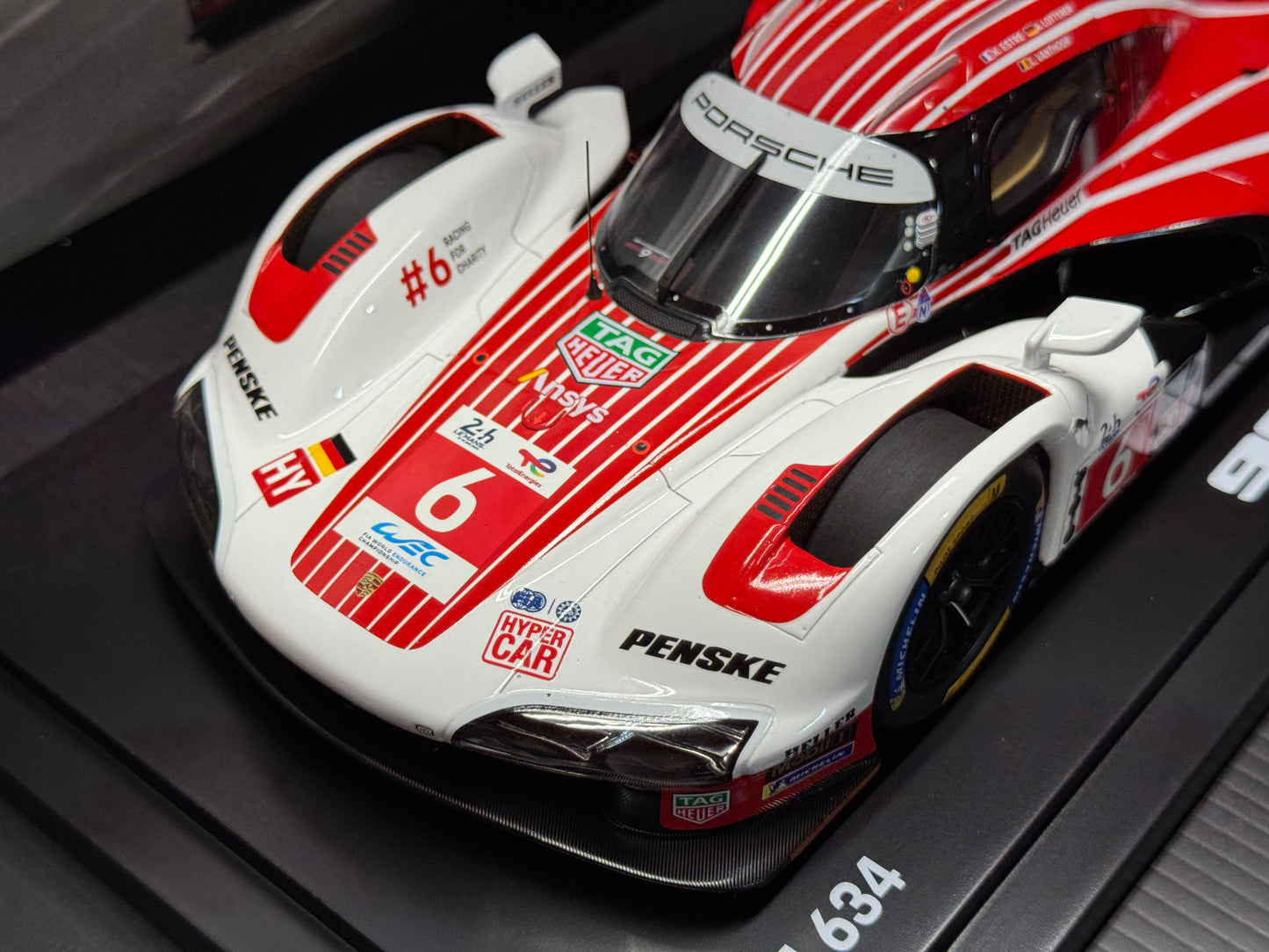 Porsche 963 LMDH #6 Porsche Penske 24hr Le Mans Pole Position Spark Dealer Edition