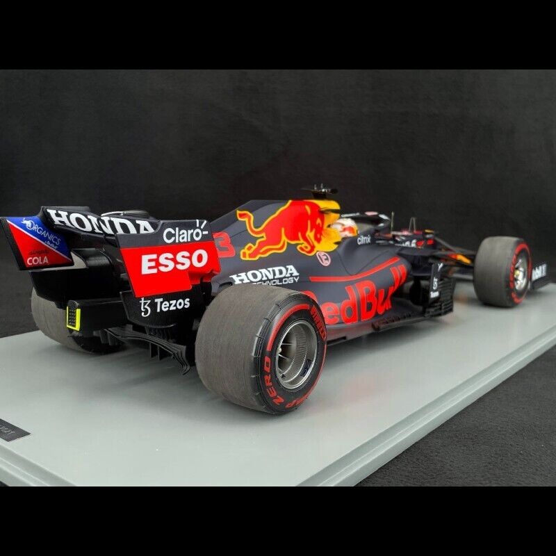 1/12 Spark 2021 Red Bull Racing RB16b #33 Max Verstappen Winner Abu Dhabi GP