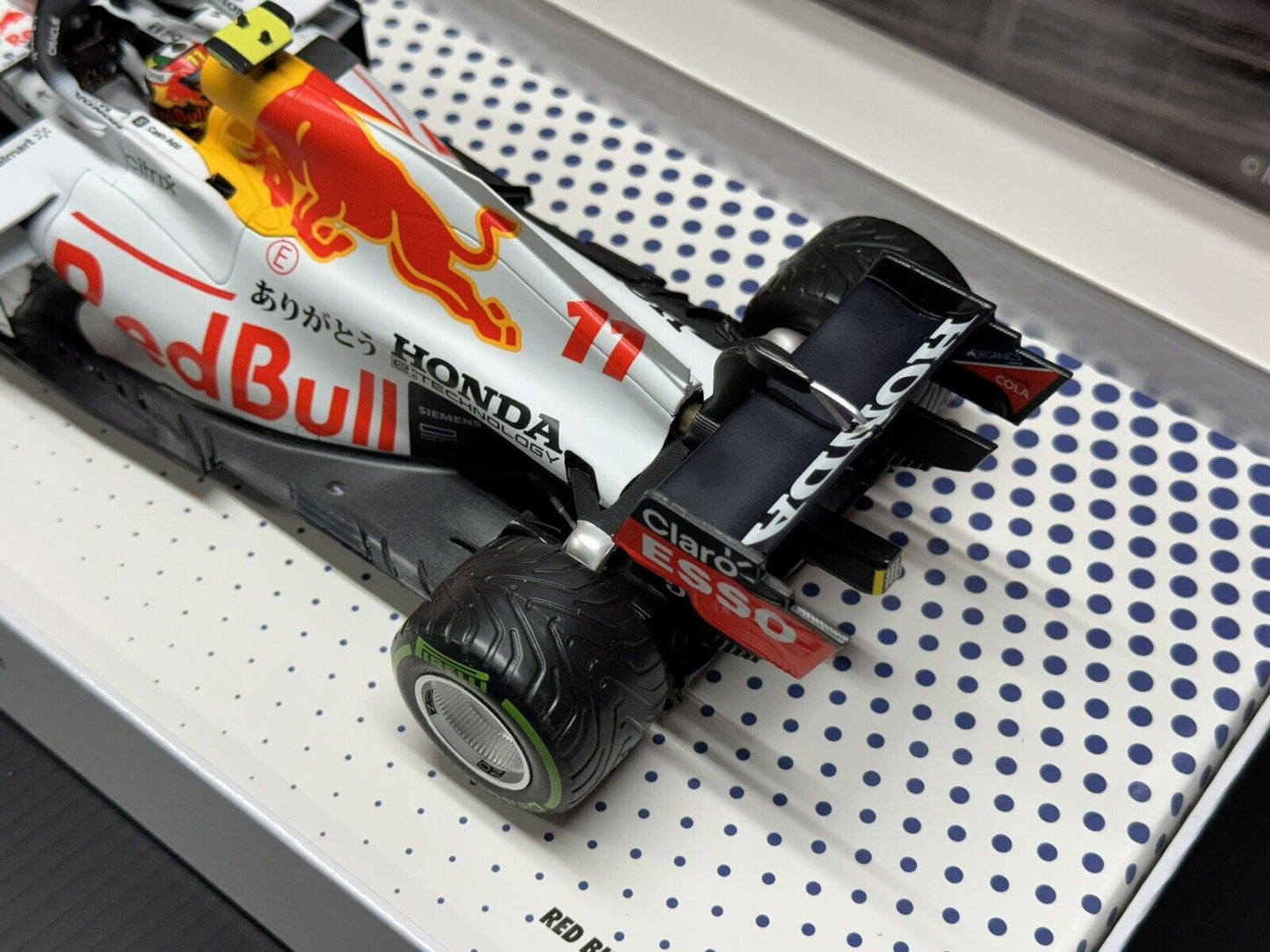 1/18 Minichamps 2021 Red Bull Racing RB16B #11 Sergio Perez Turkish GP Box Set