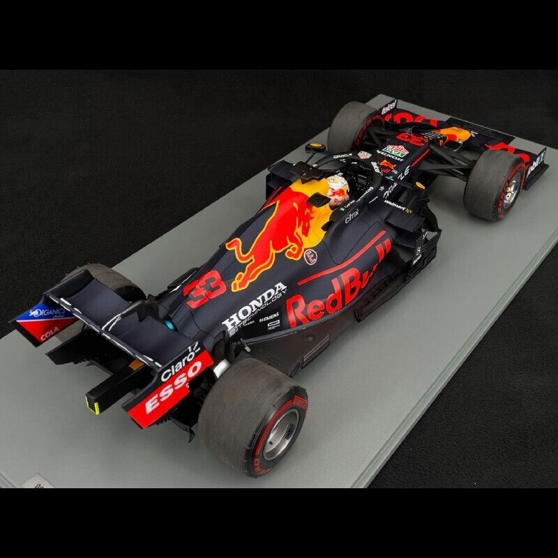 1/12 Spark 2021 Red Bull Racing RB16b #33 Max Verstappen Winner Abu Dhabi GP