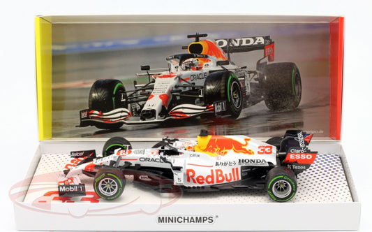 1/18 Minichamps 2021 Red Bull Racing RB16B #33 Max Verstappen Turkish GP