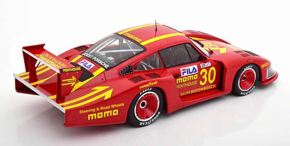 1/18 Scale Solido Porsche 935/78 Momo Racing No.30 Le Mans