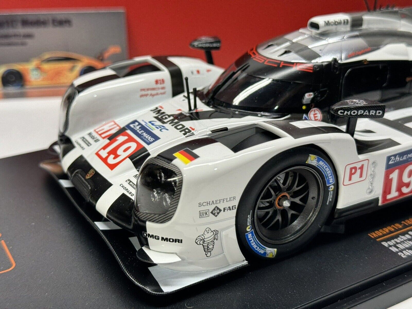 1/18 Scale IXO Porsche 919 Hybrid 2015 Le Mans Winner LMP #19 Diecast Model Car