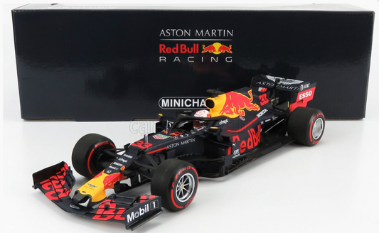 1/18 Minichamps 2019 Red Bull Racing RB15 #33 Max Verstappen Winner German GP