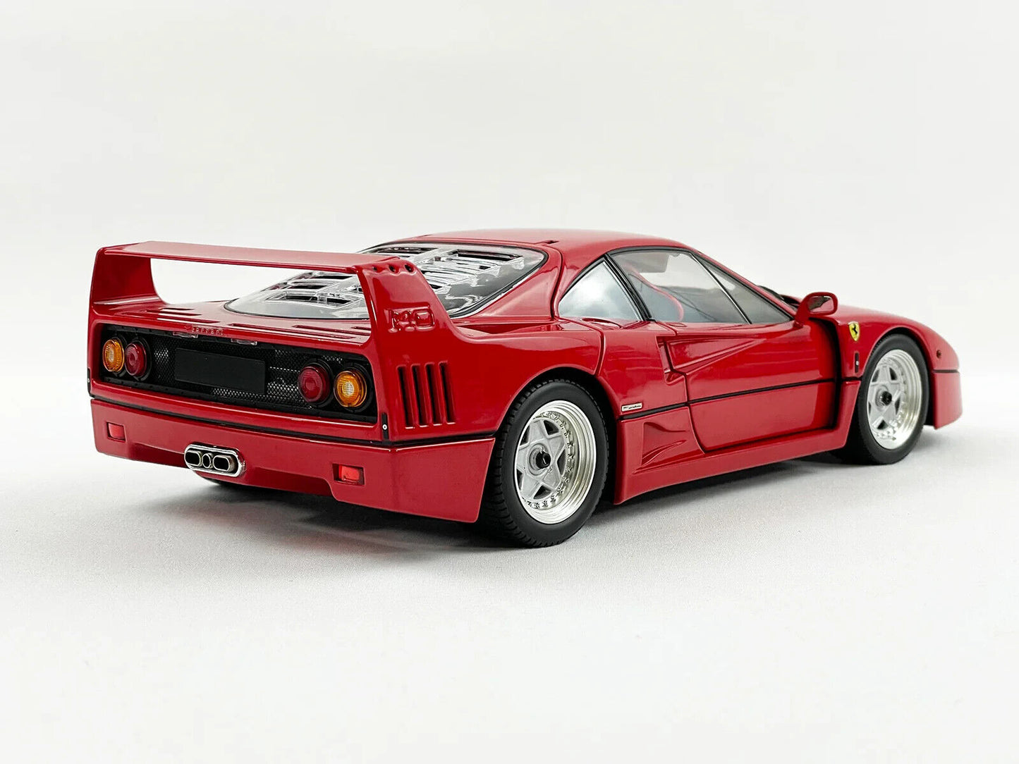 1/18 Scale Ferrari F40 Red Diecast Model Car w/ Opening parts by BBR for Kyosho