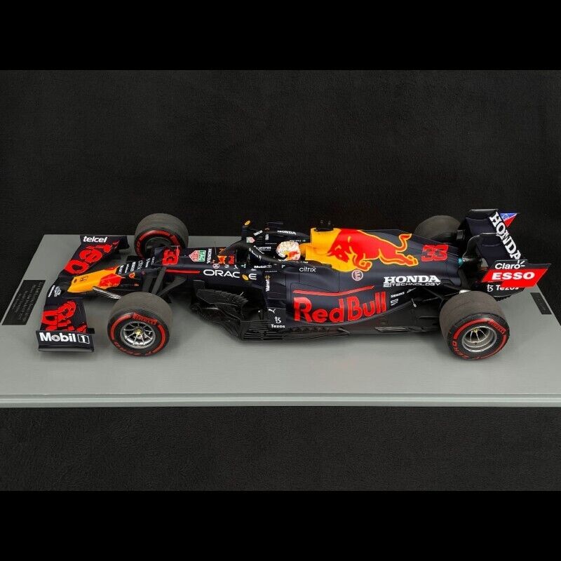 1/12 Spark 2021 Red Bull Racing RB16b #33 Max Verstappen Winner Abu Dhabi GP