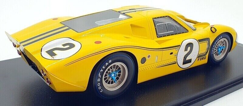 FORD GT 40 MKIV LE MANS 1967 SPARK 1/18  WITH DISPLAY CASE