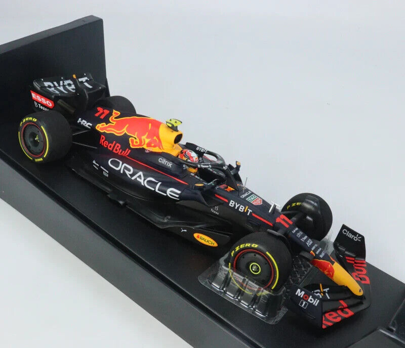 1/18 MINICHAMPS  BULL RB18 MIAMI GP 2022 SERGIO PEREZ