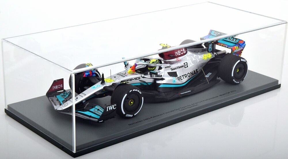 1/18 Scale Spark Mercedes-AMG Petronas W13 2022 Miami GP Hamilton #44