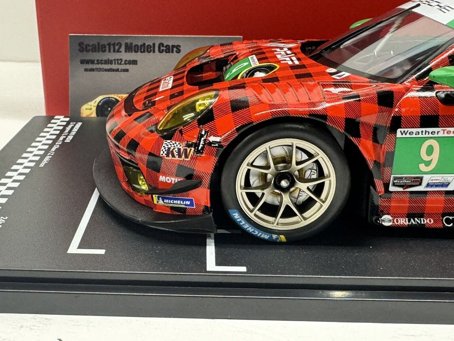 1/18 Scale IXO Porsche GT3 R #9 GTD 24h Daytona 2019 Pfaff Motorsports