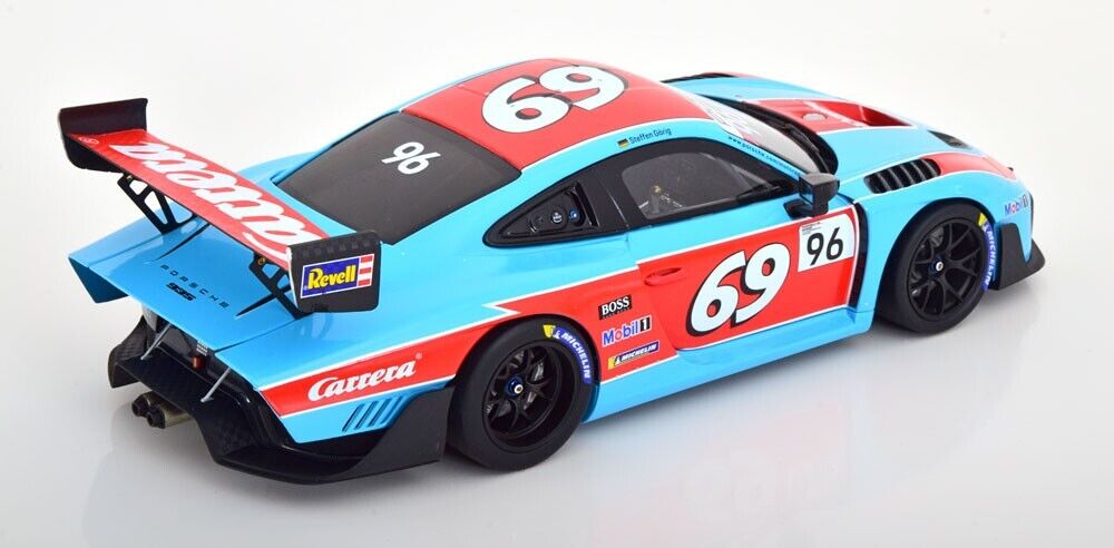 1/18 Scale Minichamps Porsche 935/19 #68 Herbert Motorsport Diecast Model Car