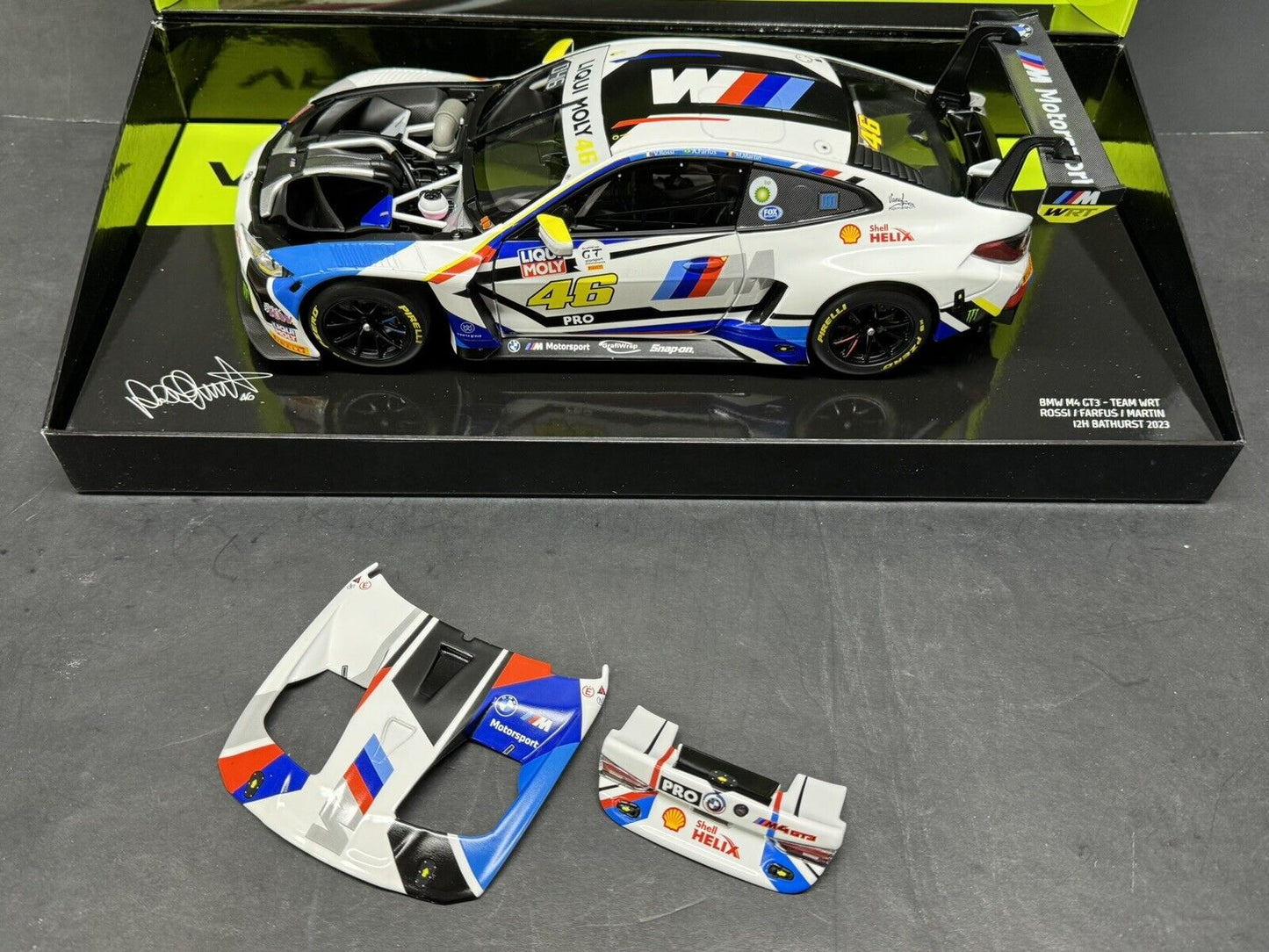 BMW M4 GT3 WRT  12HR BATHURST - VALENTINO ROSSI - MINICHAMPS 1/18 - BOX SET