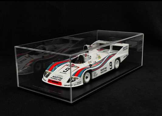 1/18 Spark PORSCHE 908/80 Sieger 24h Le Mans Martini Racing w/ Display Case