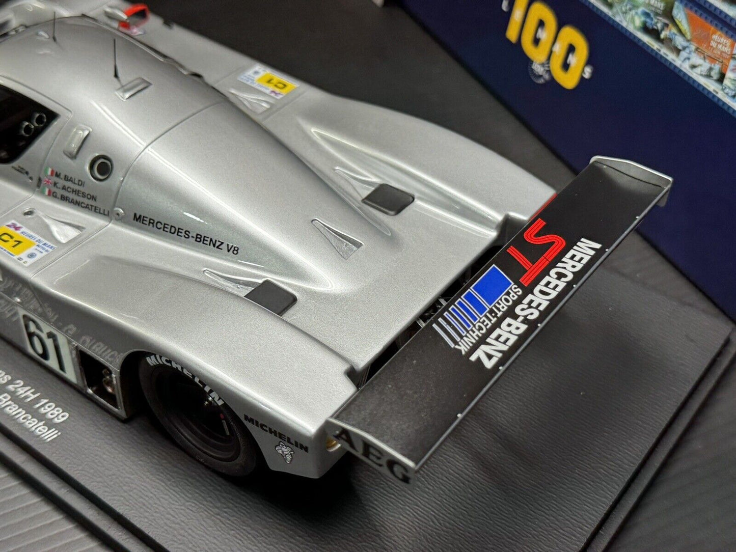 1/18 Spark Sauber Mercedes-Benz C9 #61 1989 LeMans 24hr  W/ Display Case