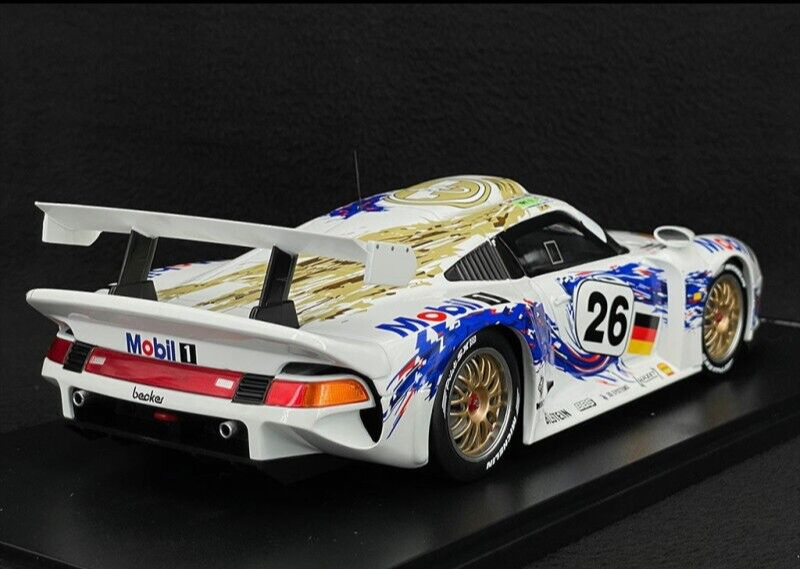 PORSCHE 911 GT1 LE MANS 1996 1/18 SCALE DIECAST MODEL CAR BY WERKS 83