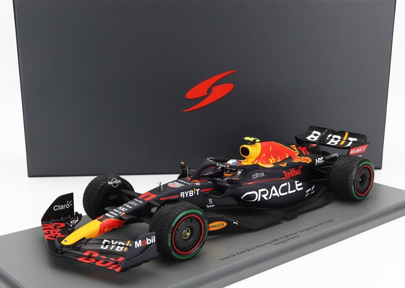 1/18 Spark 2022 Red Bull Racing RB18 #11 Sergio Perez Singapore GP Winner