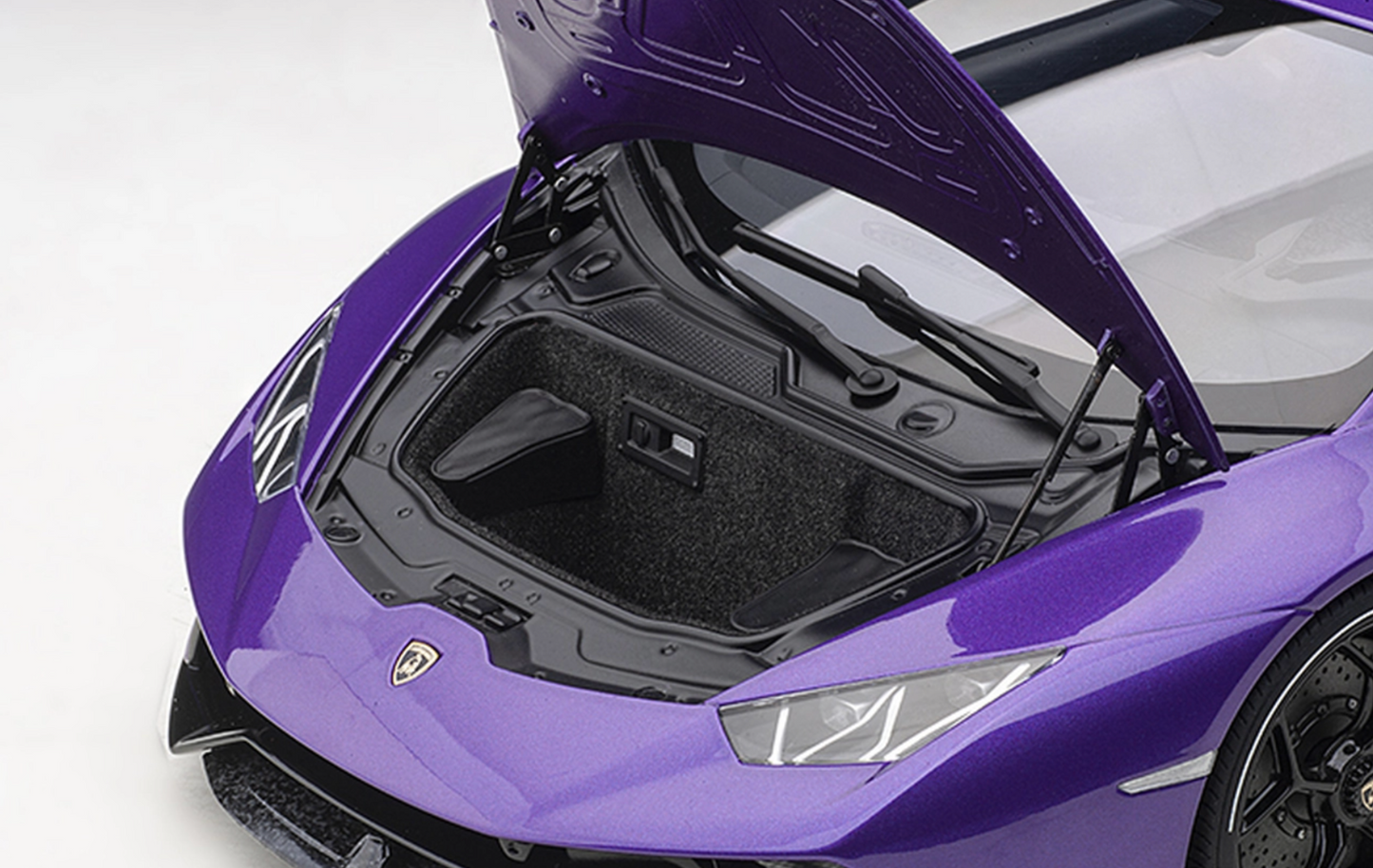 1/12 Scale Autoart Lamborghini Huracan Performante Viola Pasifae Pearl Purple