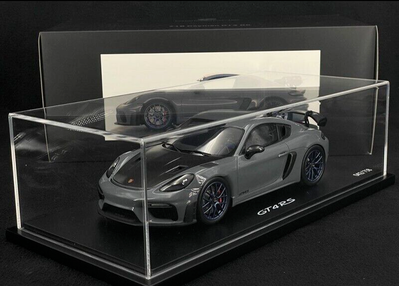 Porsche 718 GT4 RS Arctic Gray (982) w/ Display Case 1/18 Spark Dealer Edition