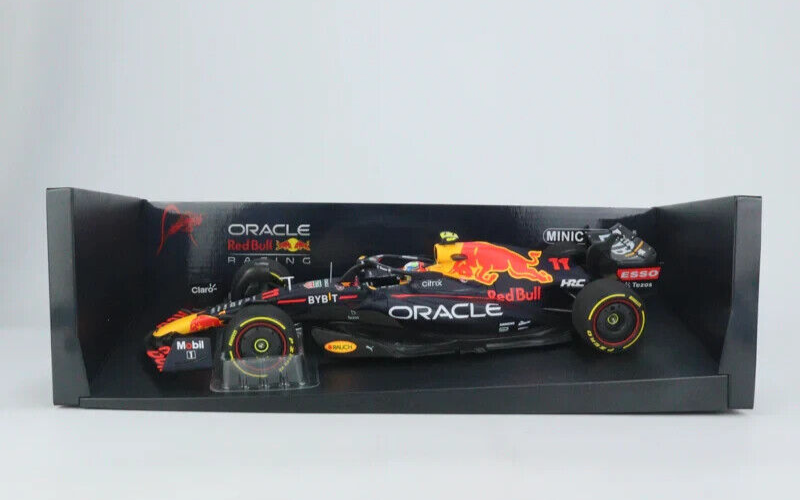 1/18 MINICHAMPS  BULL RB18 MIAMI GP 2022 SERGIO PEREZ