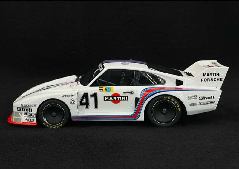 1/18 SCALE TOP SPEED Porsche 935/77 #41 Martini Racing 1977 Le Mans 24 Model Car