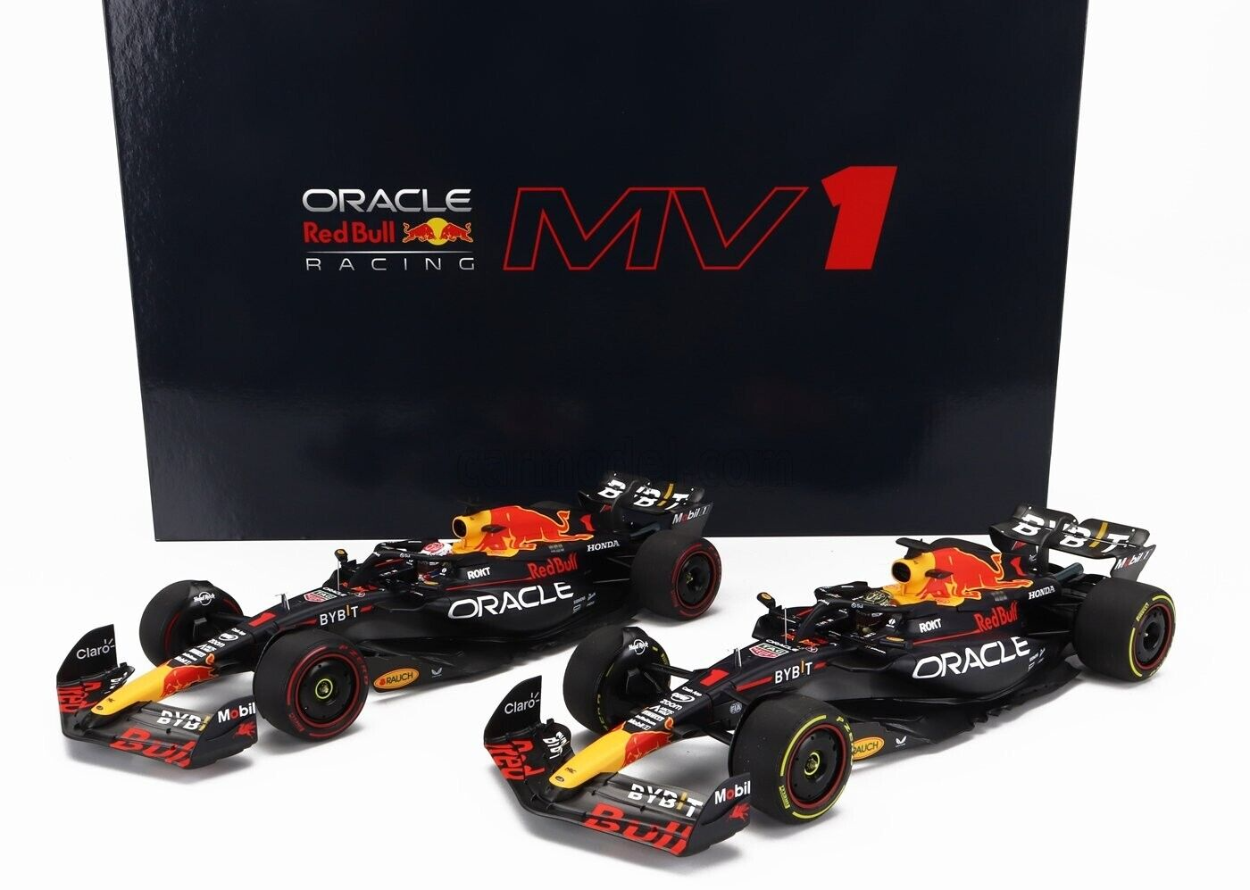 RED BULL RB19 2 CAR BOX SET - 2nd SPRINT & QATAR GP GP WINNER - 1/18 MINICHAMPS