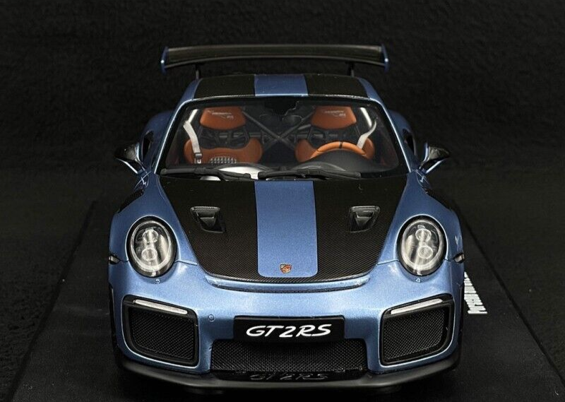 Porsche GT2 RS 2021 911 991.2 - Gemini Blue - Resin Model Car by GT Spirit